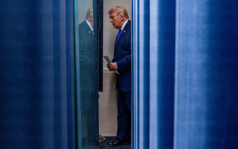 Der US-Präsident war sichtlich bemüht, sich seine Niederlage nicht anmerken zu lassen.  - Foto: Alex Brandon/AP/dpa