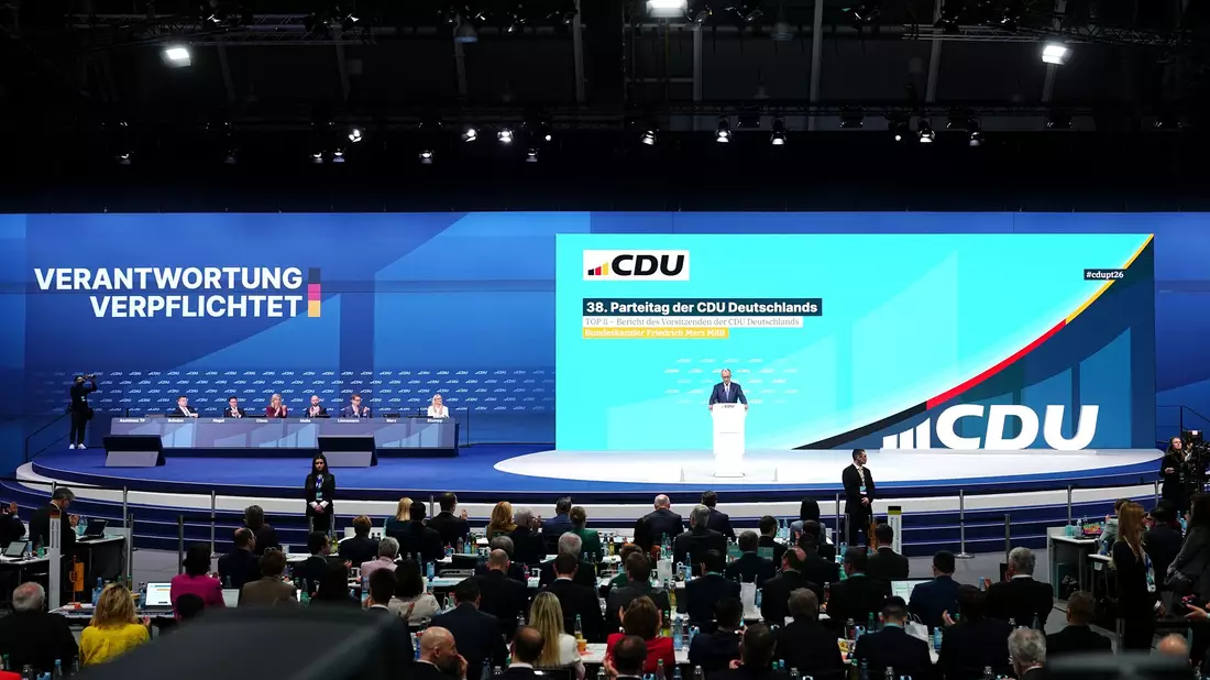 Der Bundesparteitag will eine Reihe von Anträgen beschließen.  - Bild: Kay Nietfeld/dpa