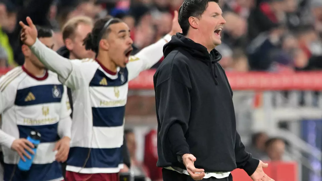 Haderte mit dem Schiedsrichter: HSV-Trainer Merlin Polzin. - Bild: Torsten Silz/dpa