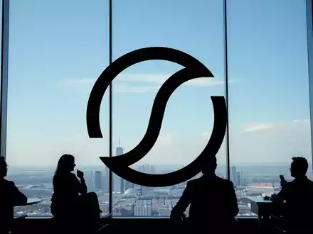 Onestream Aktie: Widerstand gegen Milliarden-Deal - Foto: über boerse-global.de