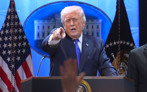 Trump kündigt 15 Prozent Zölle an.  - Foto: Evan Vucci/AP/dpa