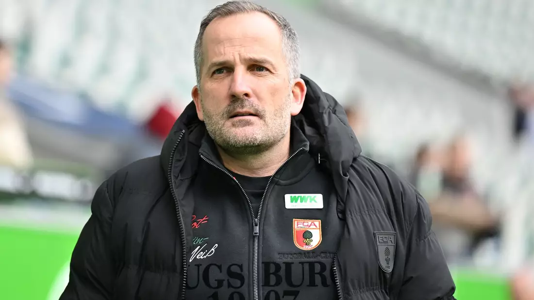 Weiter im Aufwind: FC Augsburgs Cheftrainer Manuel Baum - Bild: Swen Pförtner/dpa