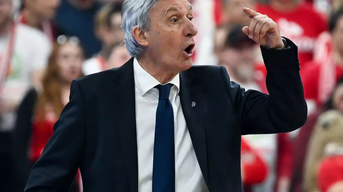 Svetislav Pesic und die Bayern-Basketballer verpassten das Pokal-Endspiel in eigener Halle. - Bild: Sven Hoppe/dpa