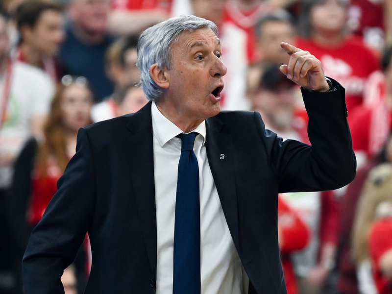 Svetislav Pesic und die Bayern-Basketballer verpassten das Pokal-Endspiel in eigener Halle. - Foto: Sven Hoppe/dpa