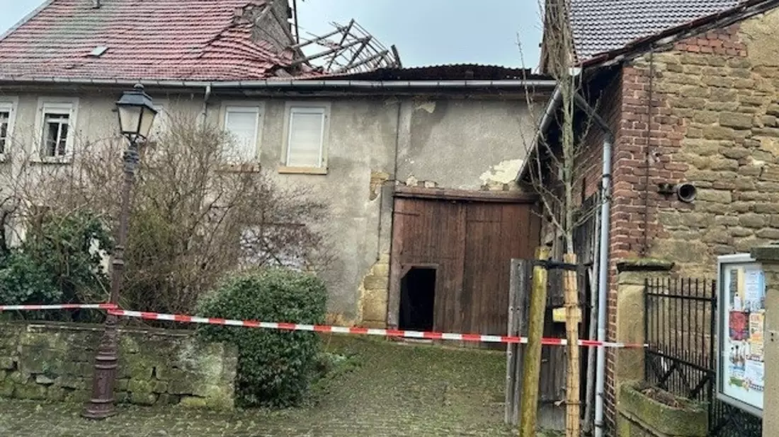 POL-PIROK: Dacheinsturz einer Scheune - Bild: presseportal.de