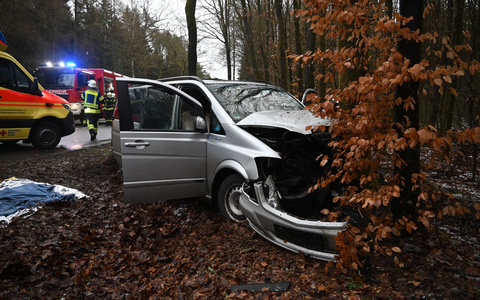 POL-HK: Soltau - Schwerer Verkehrsunfall Soltau - Verkehrskontrolle mit gefälschtem Führerschein - Foto: presseportal.de