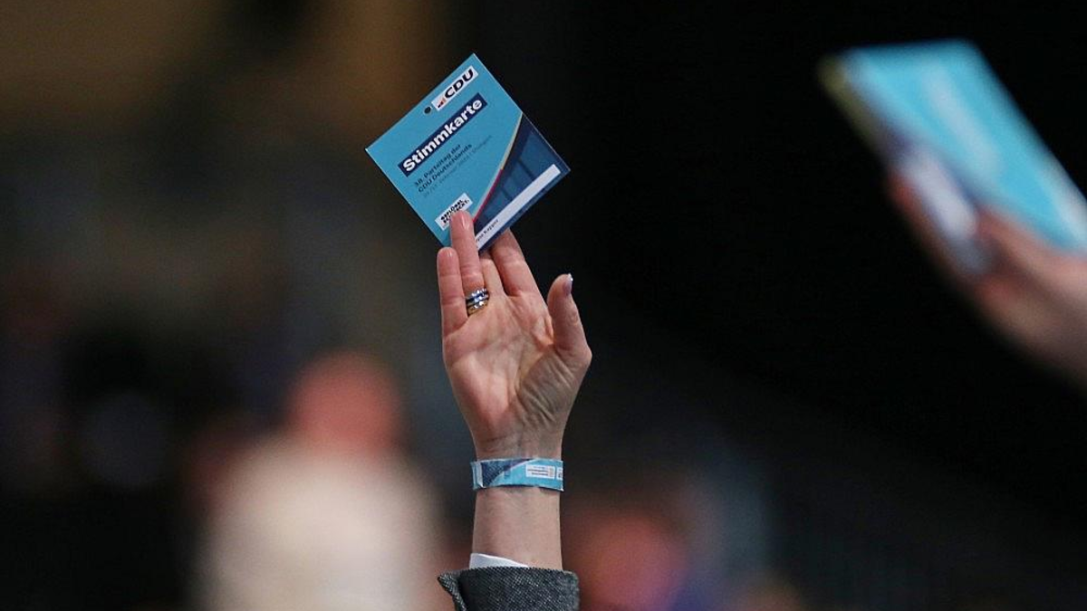 Abstimmung auf CDU-Parteitag am 20.02.2026 - Foto: via dts Nachrichtenagentur