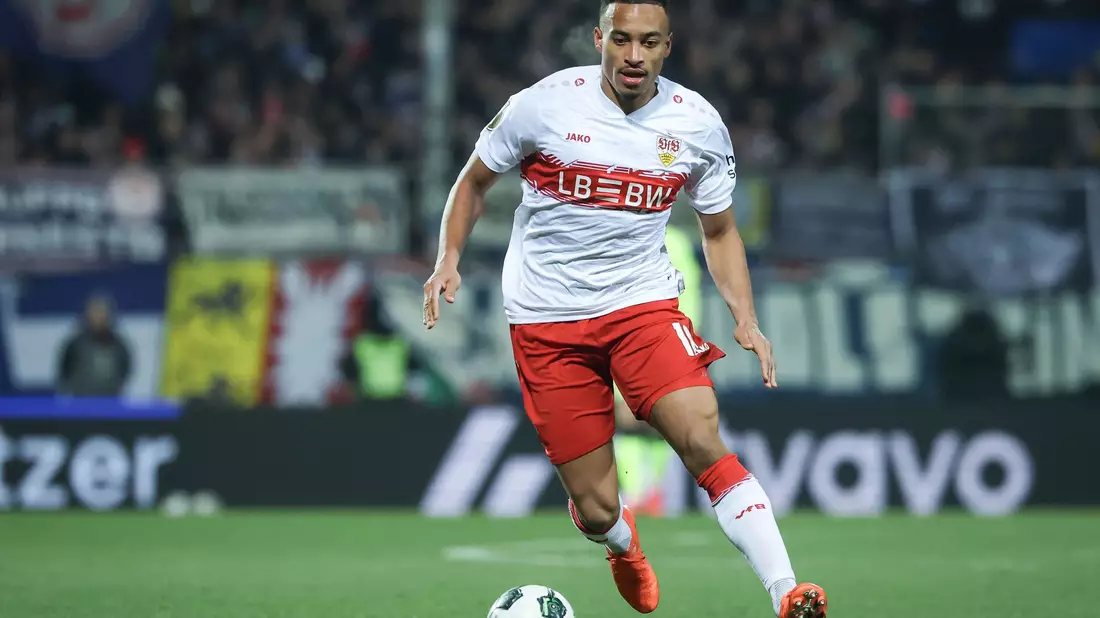 Klappt es mit der Titelverteidigung für Jamie Leweling und den VfB Stuttgart? (Archivbild) - Bild: Christian Charisius/dpa