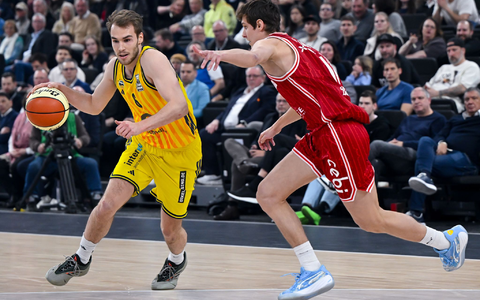 Alba Berlin und die Bamberg Baskets lieferten sich ein packendes Pokal-Finale. - Foto: Sven Hoppe/dpa Alba Berlin und die Bamberg Baskets lieferten sich ein packendes Pokal-Finale. - Foto: Sven Hoppe/dpa