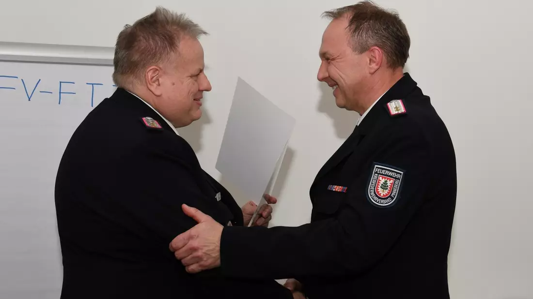FW-PI: Viele Wahlen beim Löschzug Gefahrgute Kreis Pinneberg - Bild: presseportal.de