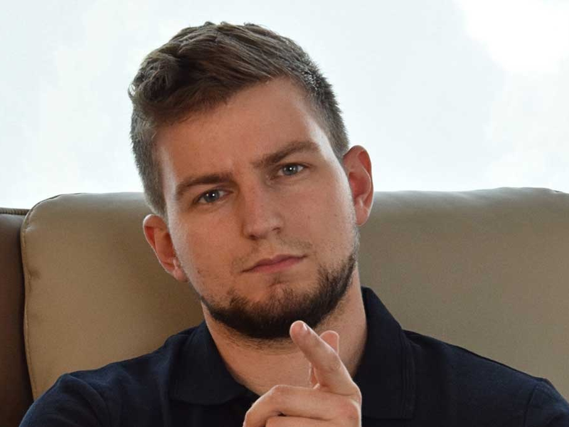 Daniel Pölzlbauer von der Elektro EPP GmbH: Warum Unternehmen jetzt auf ein vernetztes Komplettsystem setzen müssen - Foto: presseportal.de