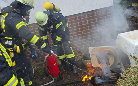 FW Celle: Wäschetrockner brennt in einem Keller in Westercelle - Foto: presseportal.de