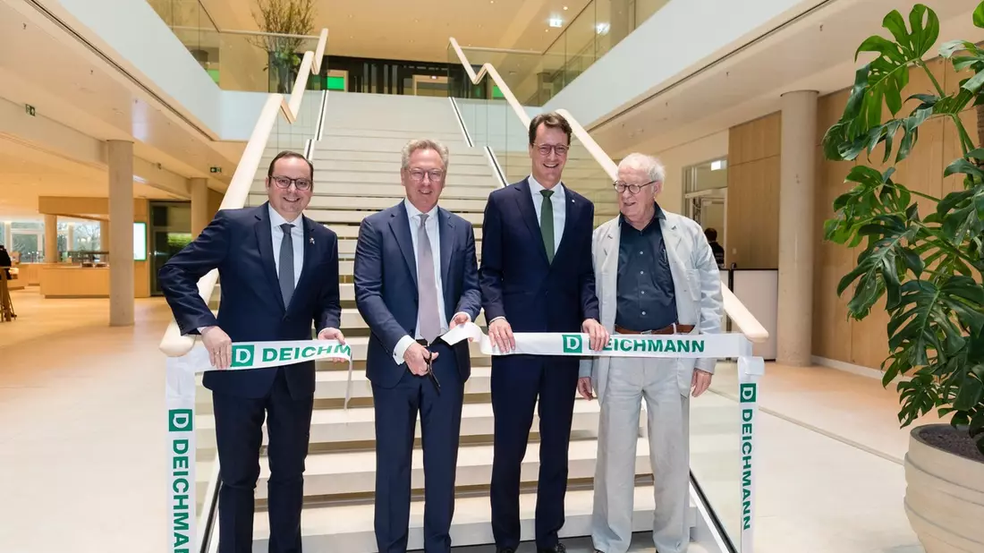 Neues Entree für den DEICHMANN-Campus: Einweihung des Zentralgebäudes in Essen, solides Geschäftsergebnis 2025 - Bild: presseportal.de