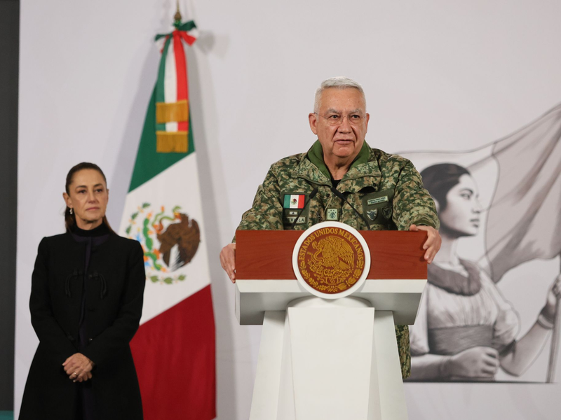 Wegen der hohen Zahl an getöteten Soldaten brach der General auf der Pressekonferenz in Tränen aus. - Foto: Ginnette Riquelme/AP/dpa