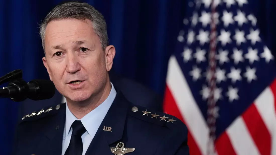 US-Generalstabschef Caine soll US-Präsident Trump laut Medienberichten vor möglichen Risiken eines Militäreinsatzes im Iran gewarnt haben. (Archivbild) - Bild: Alex Brandon/ap/dpa