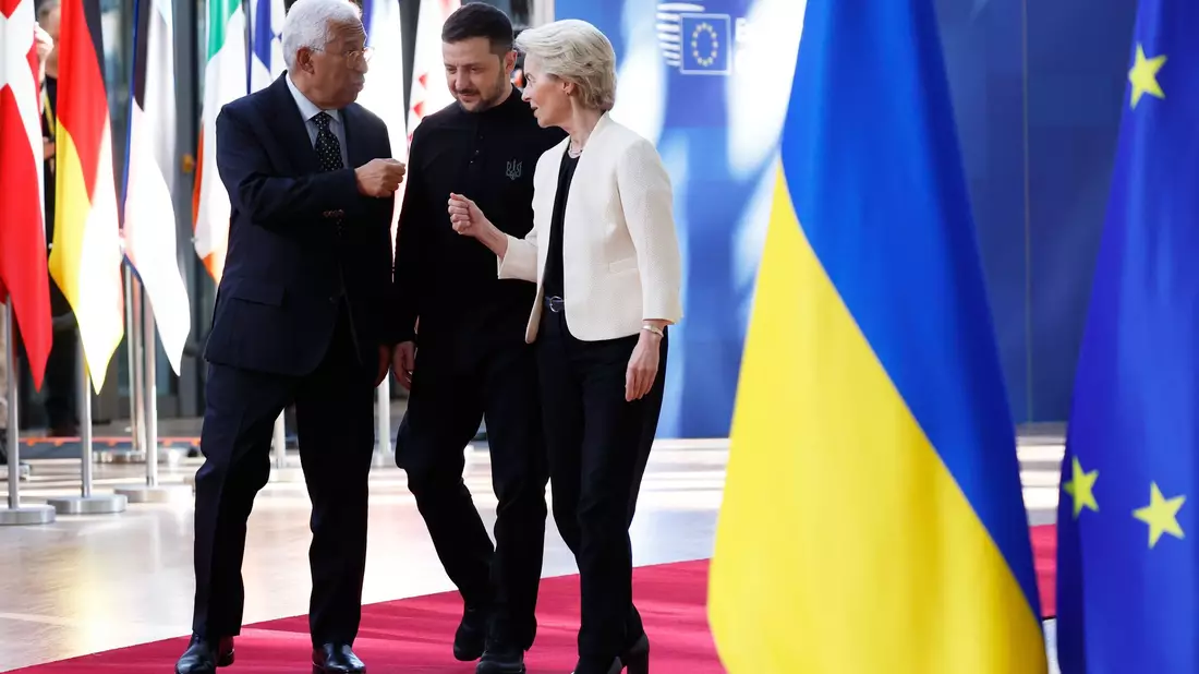 EU-Ratspräsident Costa und Kommissionspräsidentin von der Leyen besuchen heute Kiew. (Archivbild) - Bild: Omar Havana/AP/dpa