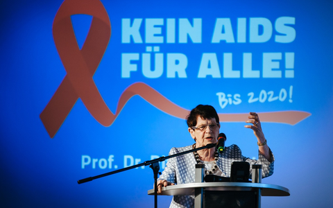 Deutsche Aidshilfe zum Abschied von Rita Süssmuth: Wir verneigen uns vor einer Jahrhundert-Politikerin - Foto: presseportal.de Deutsche Aidshilfe zum Abschied von Rita Süssmuth: Wir verneigen uns vor einer Jahrhundert-Politikerin - Foto: presseportal.de