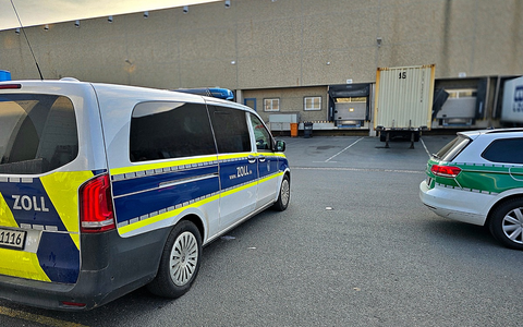 HZA-DO: Kontrolle eines Logistikzentrums / Zoll beendet illegalen Aufenthalt und illegale Beschäftigung in 33 Fällen - Foto: presseportal.de