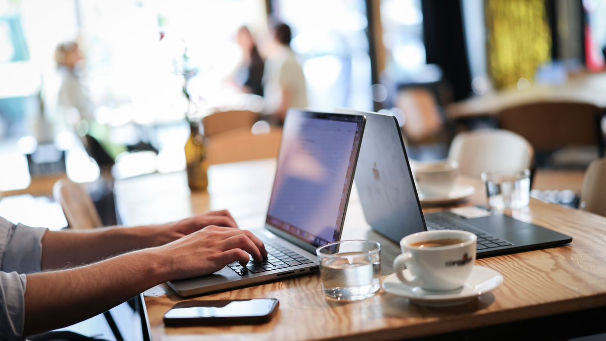 Deutsche Start-ups beurteilen den heimischen Standort gemischt (Archivbild) - Foto: Christian Charisius/dpa