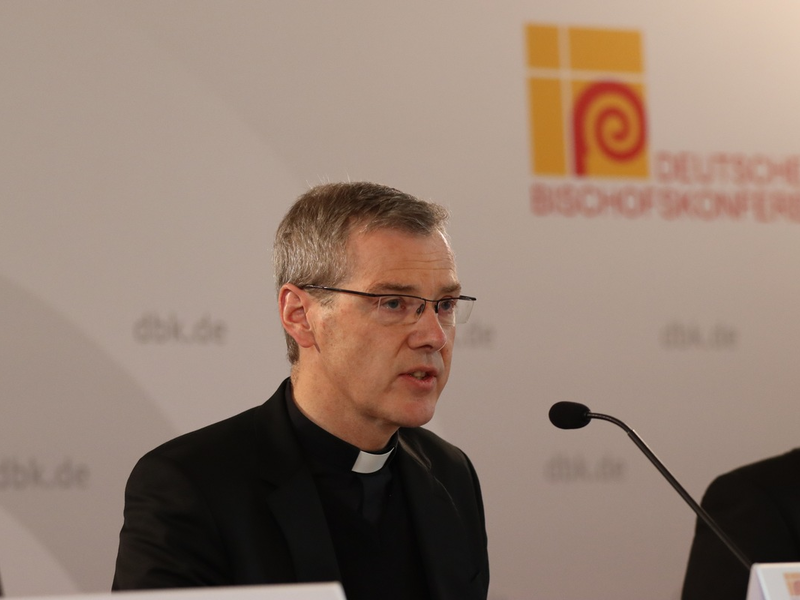 Bischof Dr. Heiner Wilmer SCJ ist neuer Vorsitzender der Deutschen Bischofskonferenz - Foto: presseportal.de