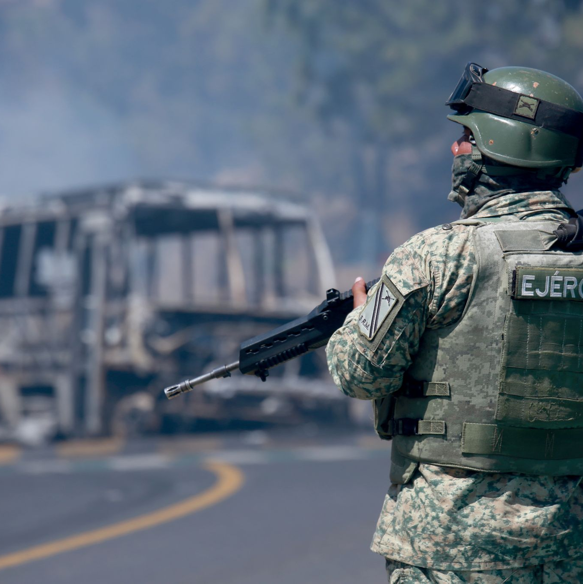 Nach dem Tod von «El Mencho» überziehen seine Anhänger Mexiko mit einer Welle der Gewalt. - Foto: Armando Solis/AP/dpa