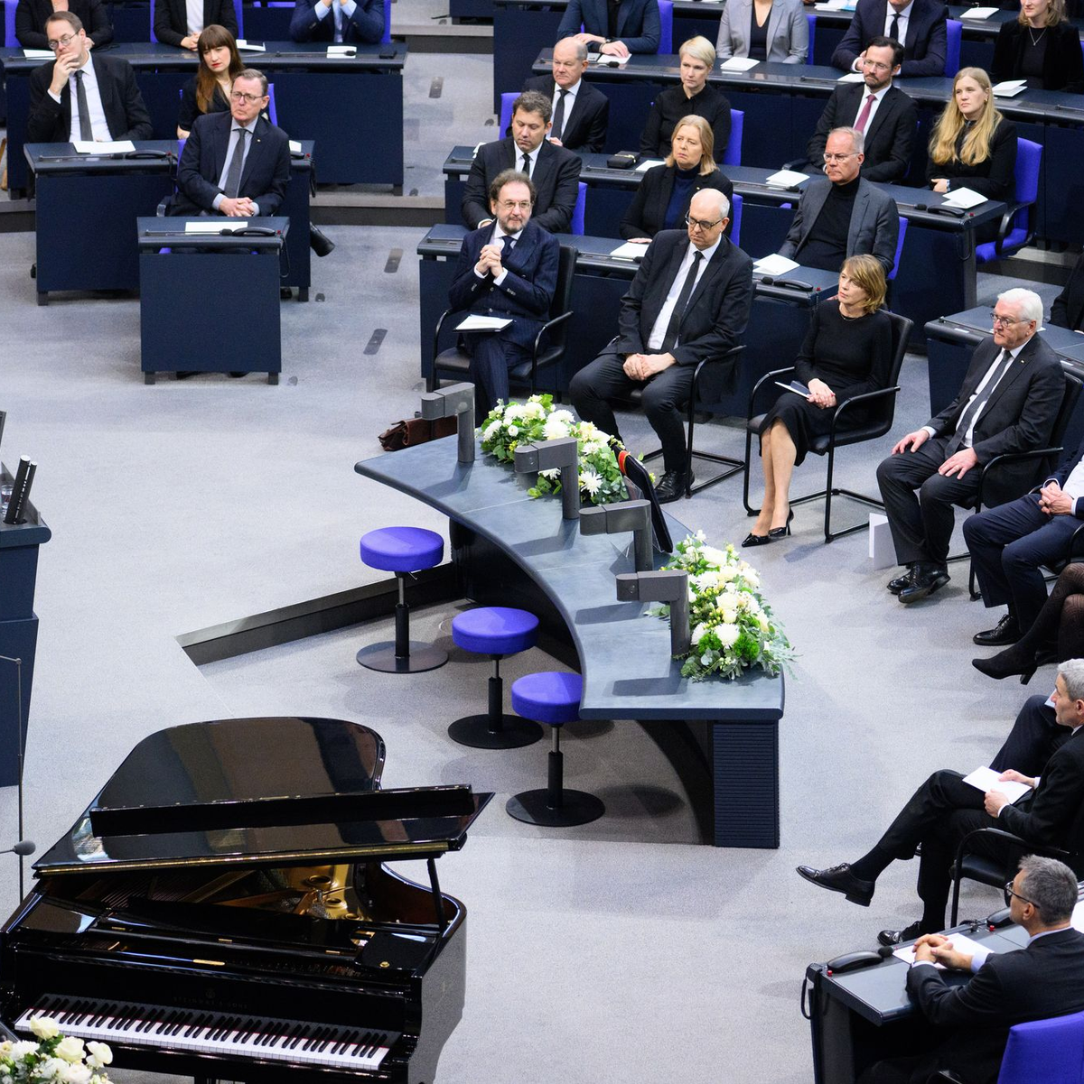 Die Spitzen der deutschen Politik nehmen Abschied von der früheren Bundestagspräsidentin Süssmuth - Foto: Bernd von Jutrczenka/dpa