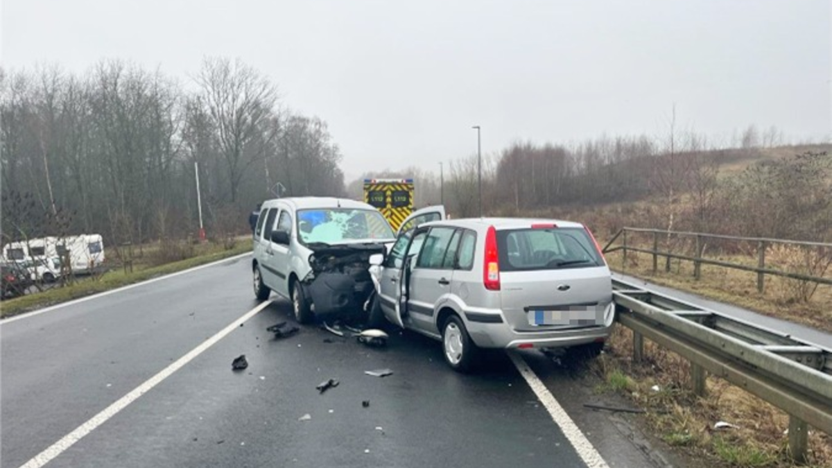 POL-ME: Sekundenschlaf: Schwerverletzte nach Zusammenstoß - 2602094 - Foto: presseportal.de