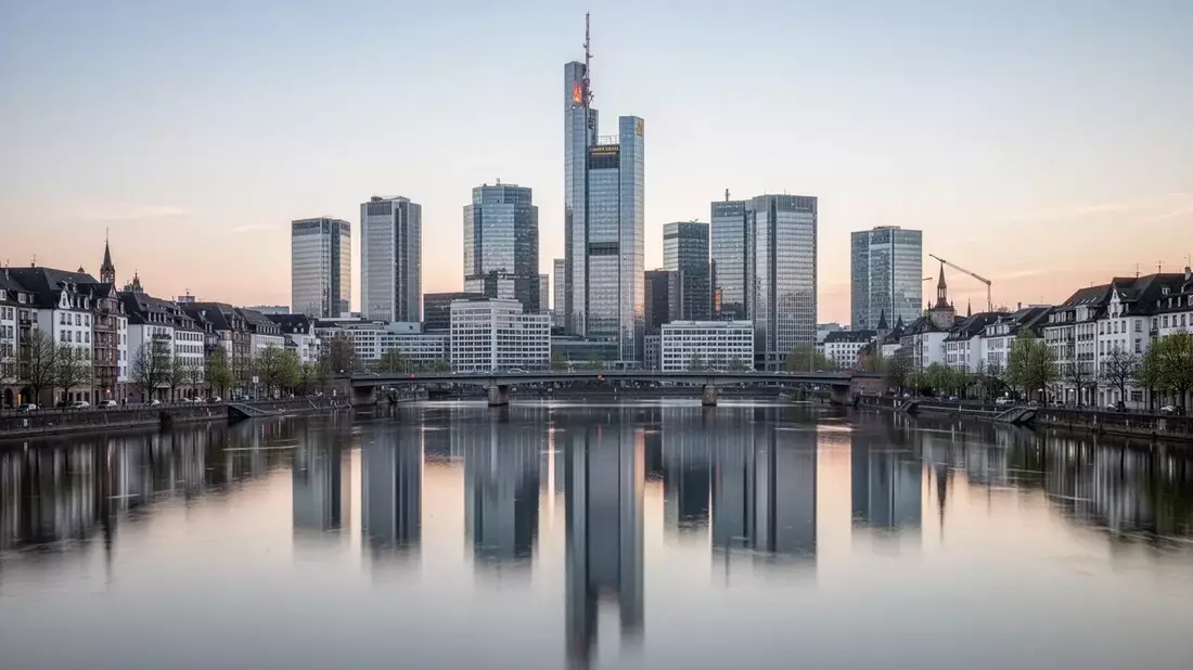 DAX: Kampf um 25.000 Punkte - Bild: über boerse-global.de