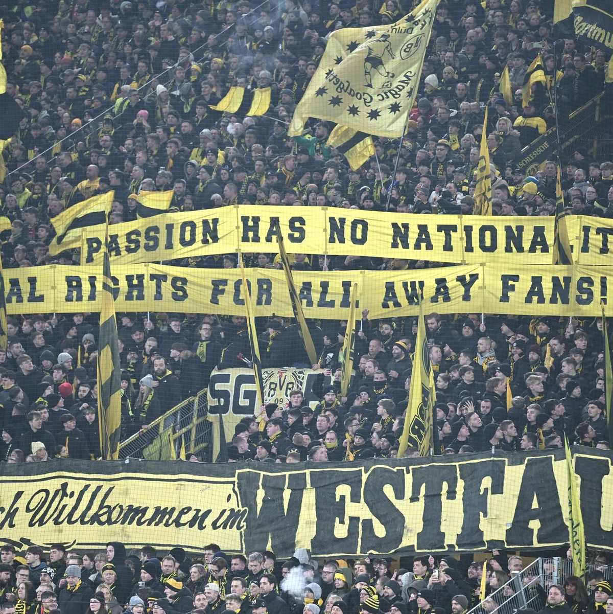 Die Ultra-Fans von Borussia Dortmund fehlen beim Champions-League-Spiel in Bergamo. (Archivbild) - Foto: Bernd Thissen/dpa