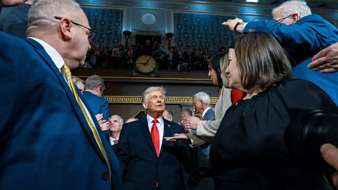 Trump hat seine Grundsatzrede begonnen. - Bild: Kenny Holston/Pool The New York Times/AP/dpa