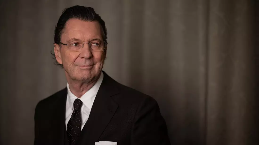 Propagiert eine bestimmte Form von Eitelkeit: Martin Suter (Archivbild) - Bild: Sebastian Gollnow/dpa