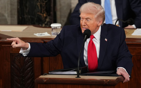 Was stimmt, was nicht? Trumps Rede im Faktencheck. - Foto: Matt Rourke/AP/dpa