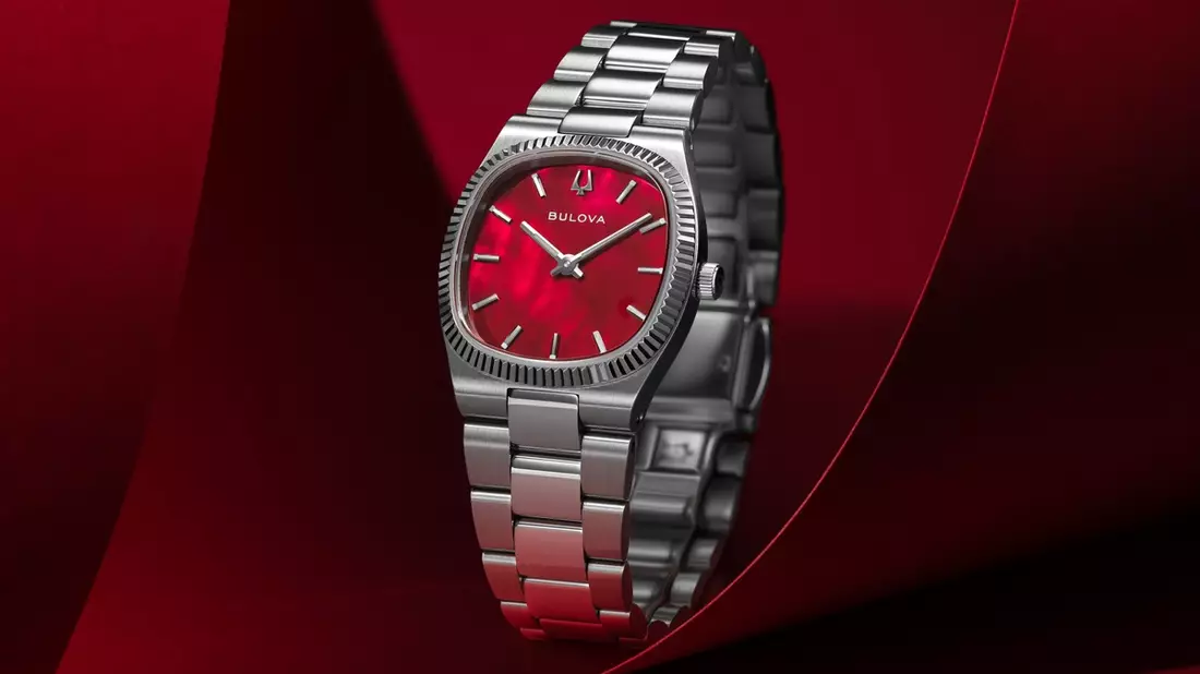 BULOVA Super Seville Mini mit TV-Dial und Münzrand-Lünette - Bild: presseportal.de