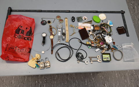 POL-VER: +Polizei sucht Schmuckeigentümer+ - Foto: presseportal.de