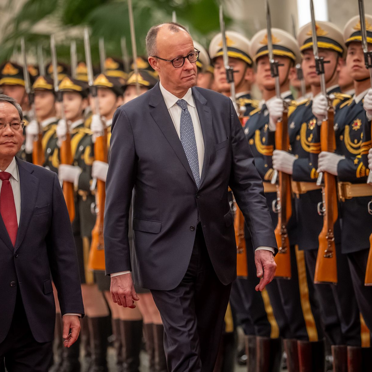 Der Besuch in China ist für Merz ebenso wichtig wie heikel. - Foto: Michael Kappeler/dpa