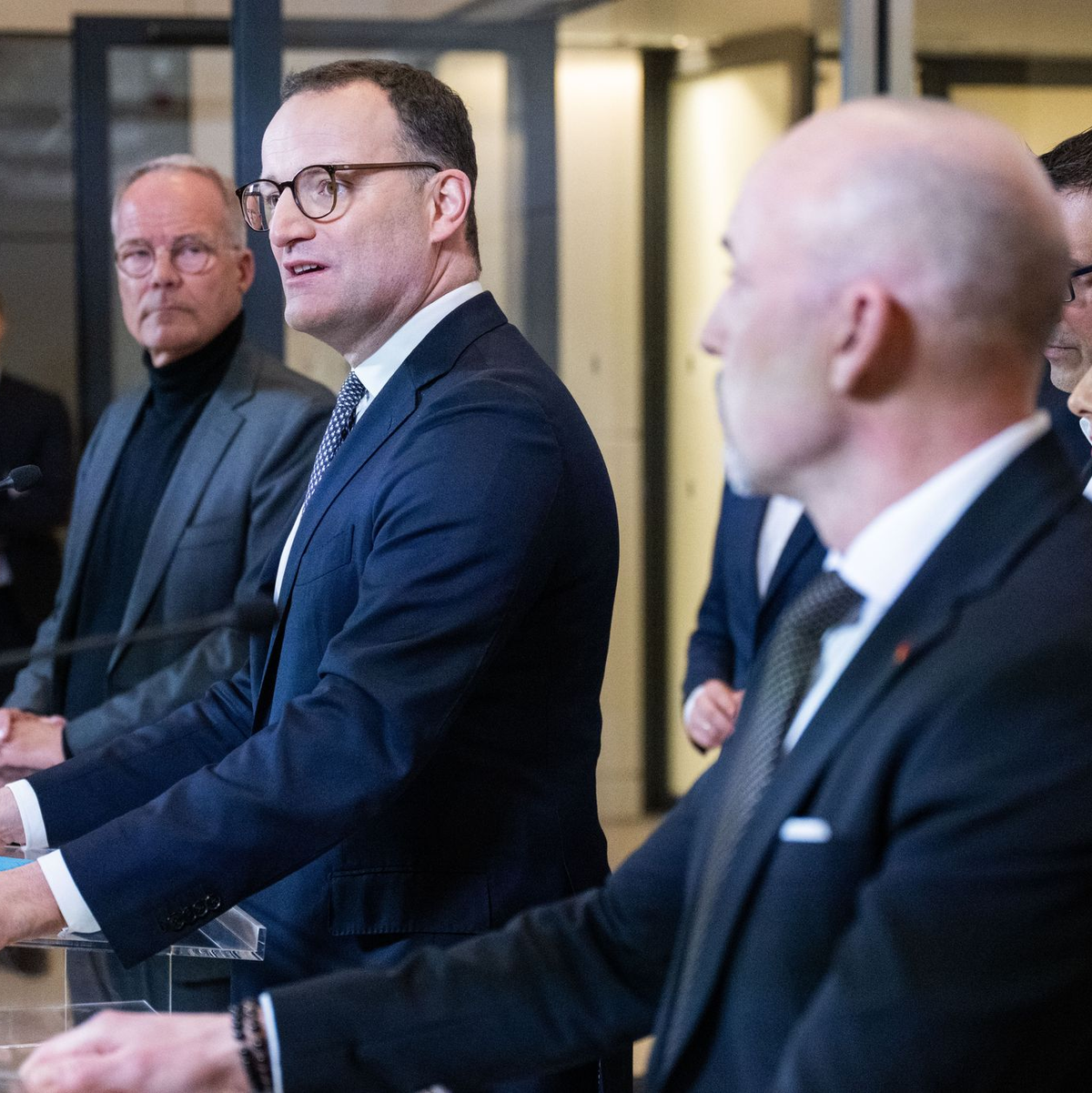 Am Dienstag präsentierte die schwarz-rote Regierung ihre Eckpunkte für eine Reform des Heizungsgesetzes.  - Foto: Christophe Gateau/dpa