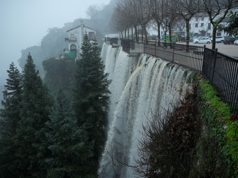 Im spanischen Andalusien ordneten die Behörden Anfang Februar die Evakuierung der gesamten Kleinstadt Grazalema an. (Archivbild) - Foto: Joaquín Corchero/EUROPA PRESS/dpa