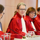 Die Vizepräsidentin des Gerichts, Ann-Katrin Kaufhold, eröffnete die Verhandlung. - Foto: Uli Deck/dpa