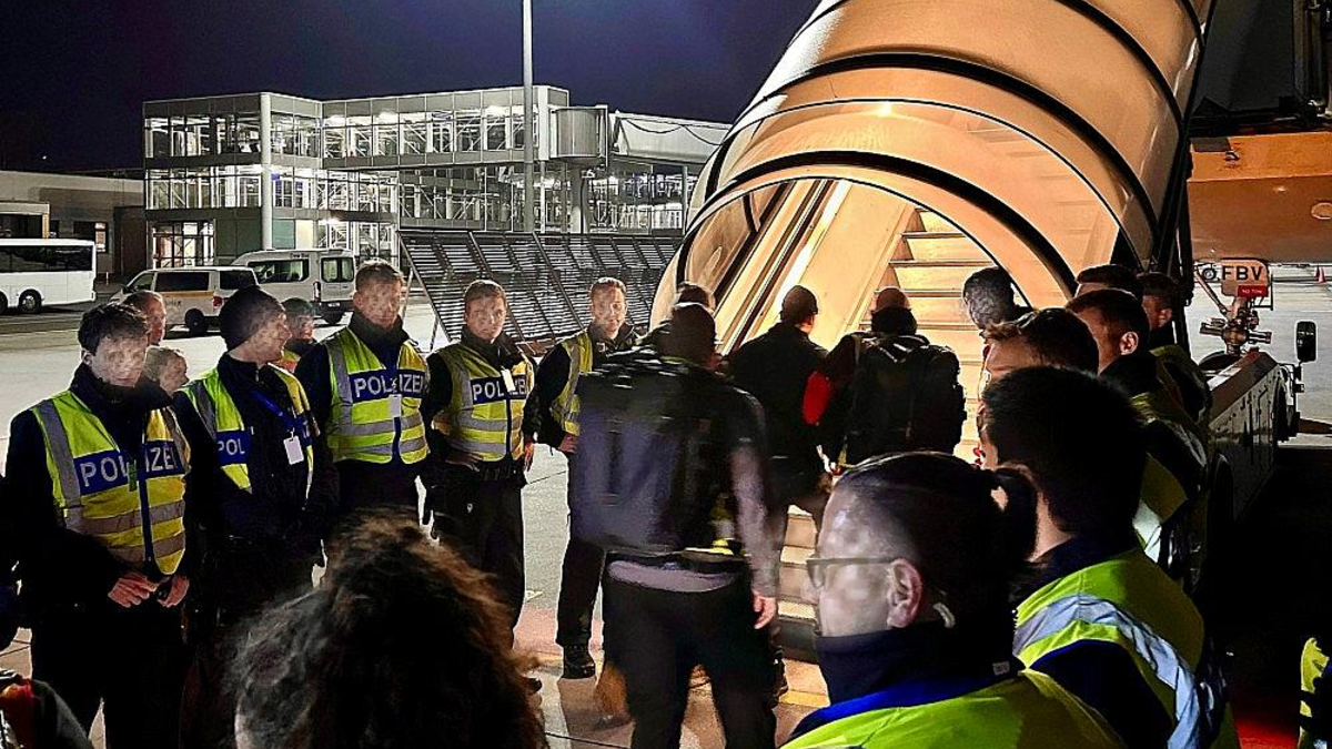 Abschiebung von afghanischen Straftätern am 26.02.2026 - Foto: Bundespolizei via dts Nachrichtenagentur