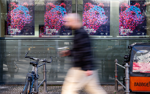 Die Berlinale steckt nach den gerade erst beendeten Festivaltagen in einer Krise ungeahnten Ausmaßes. - Foto: Sebastian Gollnow/dpa