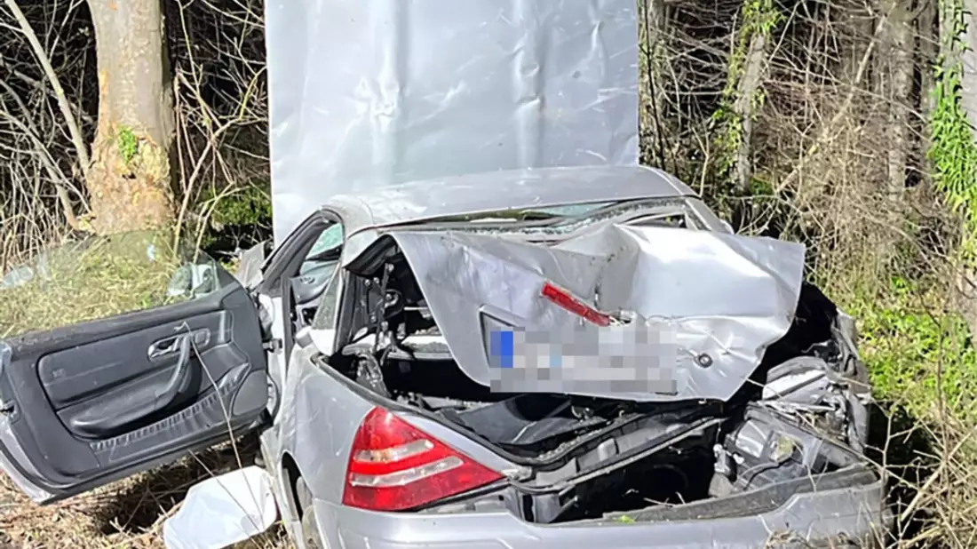 POL-GE: Betrunkener fährt in Straßengraben und verletzt sich leicht - Bild: presseportal.de
