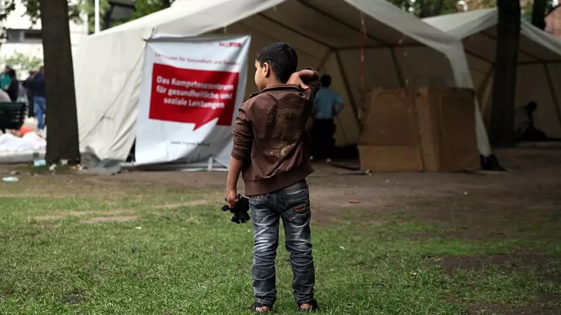 Flüchtlinge an einer Aufnahmestelle (Archiv) - Bild: via dts Nachrichtenagentur