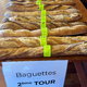 Baguettes sind die beliebteste Brotsorte in Frankreich. - Foto: Michael Evers/dpa
