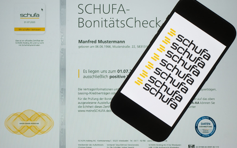 Wer einen Kredit braucht, kommt an der Schufa in der Regel nicht vorbei. Ein neues Verfahren verspricht Verbrauchern «völlige Transparenz». (Symbolbild) - Foto: Sebastian Kahnert/dpa