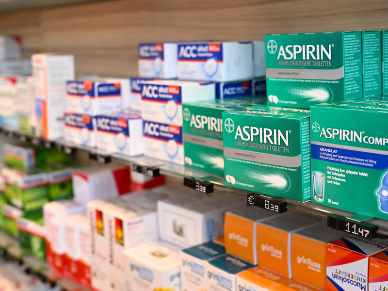 Kein Allheilmittel: Zur allgemeinen Darmkrebsvorsorge taugt Aspirin Forschern zufolge eher nicht. - Foto: Jens Kalaene/dpa