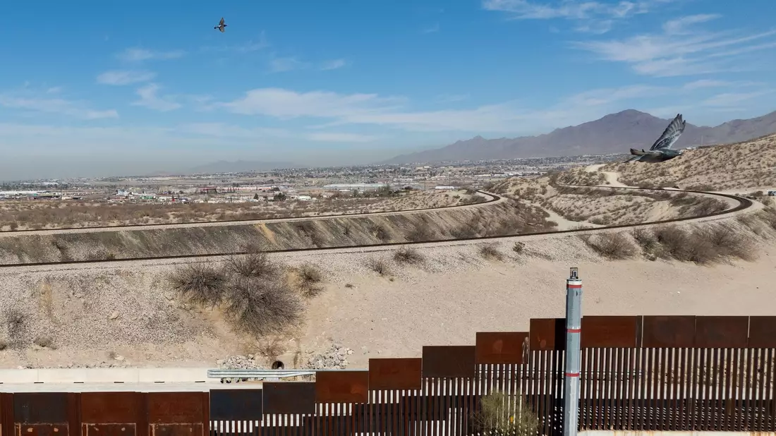 US-Behörden arbeiten laut eigene Mitteilung «in beispielloser Weise» gegen Drohnenbedrohungen an der Grenze zu Mexiko zusammen. (Symbolbild) - Bild: Li Mengxin/Xinhua/dpa