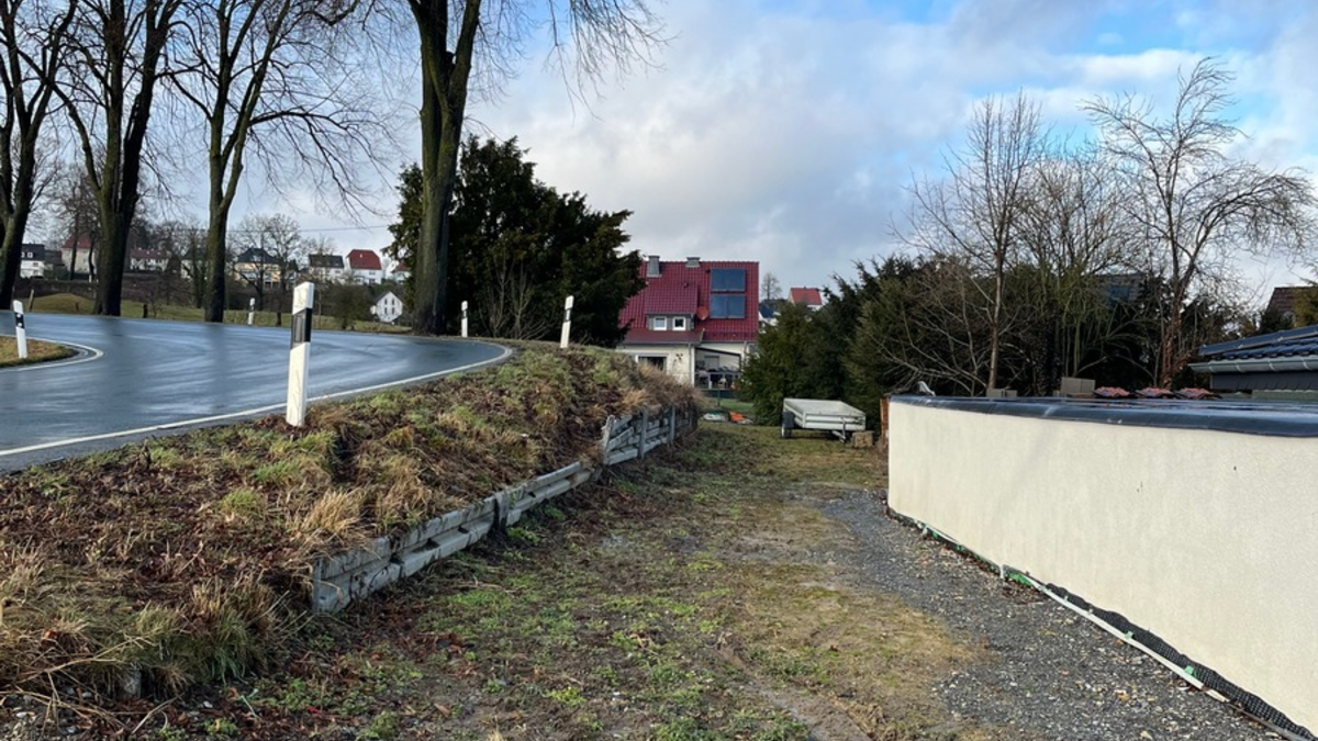 POL-SO: Leitplanke beschädigt und geflüchtet - Foto: presseportal.de