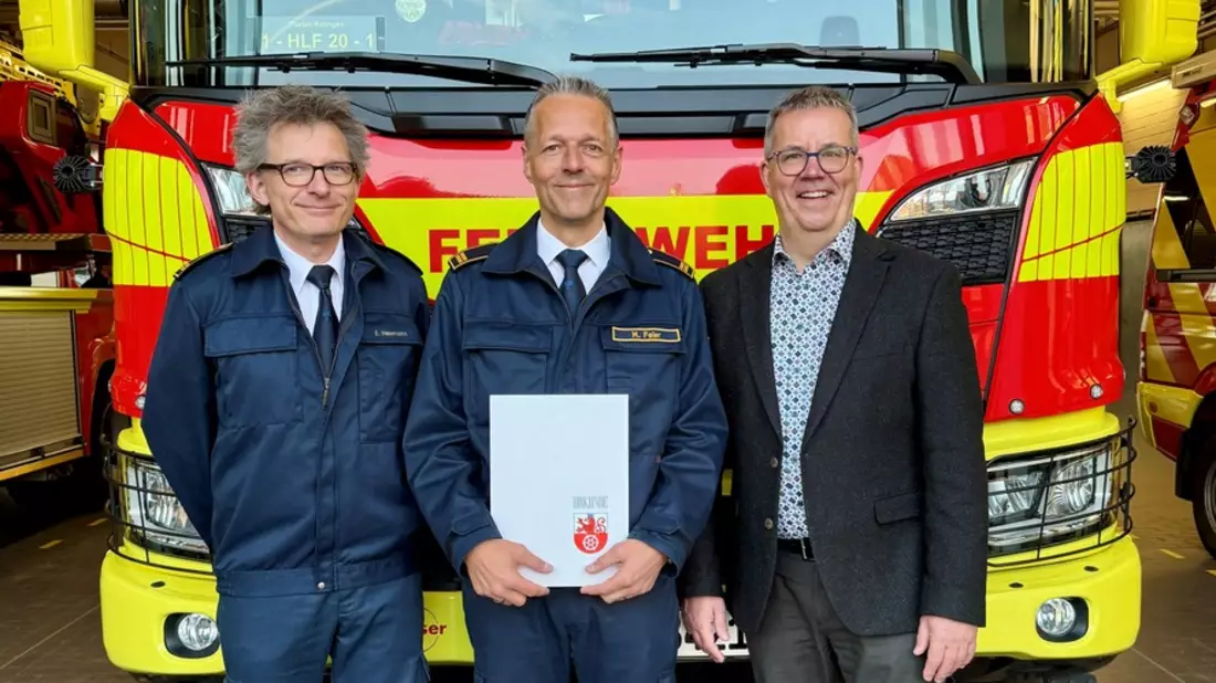 FW Ratingen: Markus Feier zum Branddirektor befördert - Bild: presseportal.de
