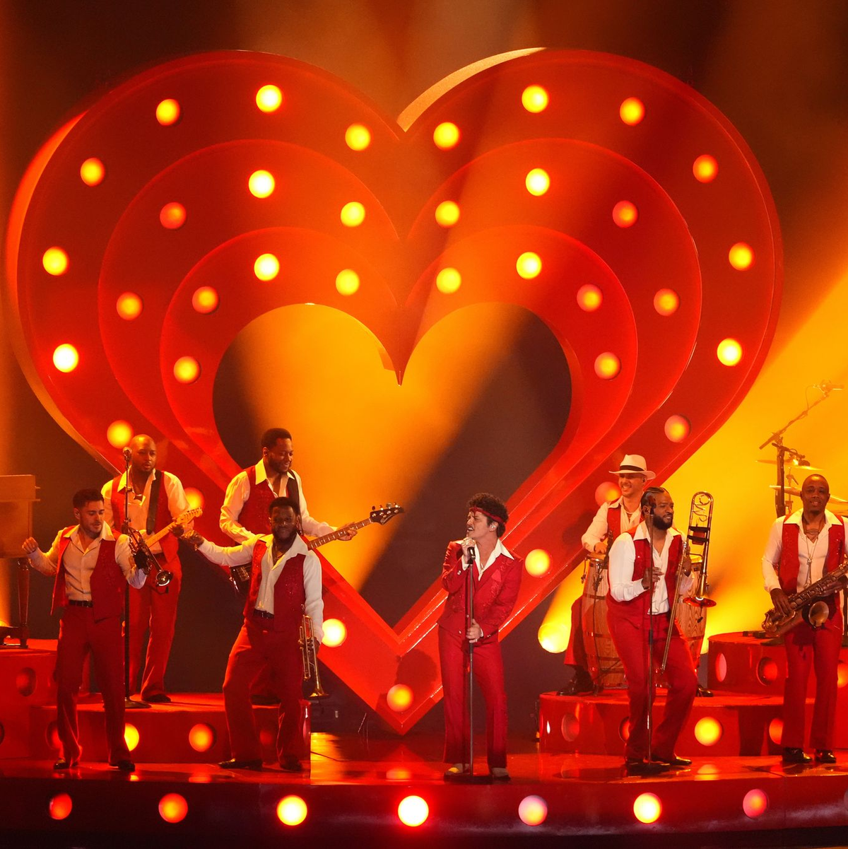 Auf seinem neuen Album «The Romantic» zelebriert Bruno Mars den Sound der 70er Jahre. - Foto: Chris Pizzello/Invision/AP/dpa