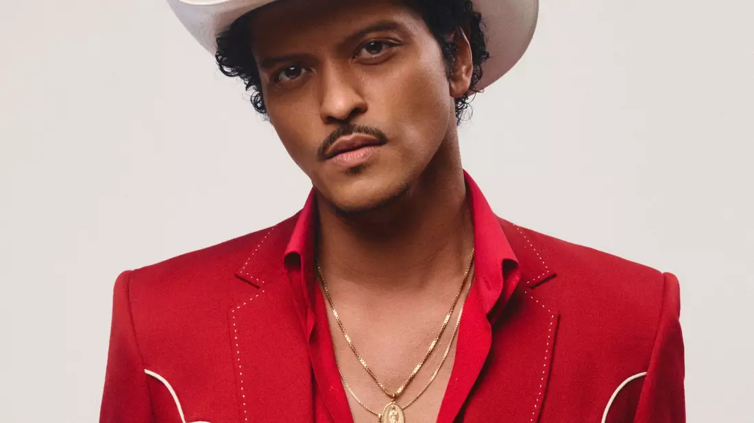 «The Romantic» heißt das neue Album von Bruno Mars. - Bild: John V. Esparza/Warner Music/dpa